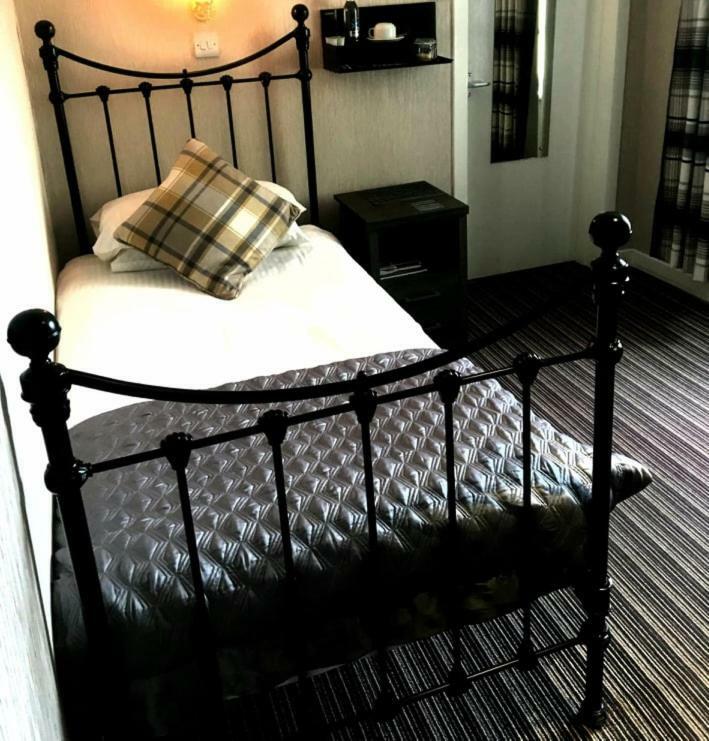West End Guest House Kirkwall Dış mekan fotoğraf